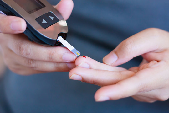 Test Blood Glucose For Diabetes