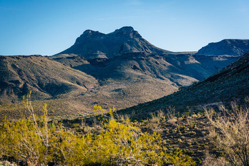 Obraz premium View of desert landscape from Historic Route 66, near Oatman, A