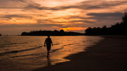 Naklejka premium sunrise in the sea