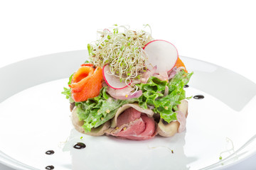 green salad with jamon
