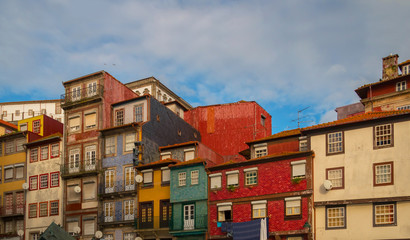Fototapeta na wymiar Porto harbor houses
