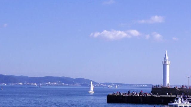 江ノ島の海でセーリング
