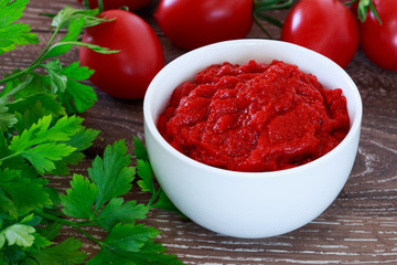 the tomato sauce