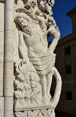 Noah drunkenness sculpture in Venice
