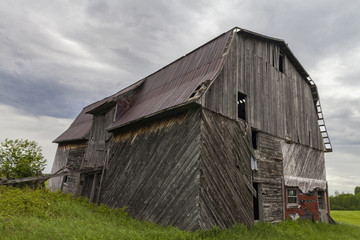 abandoned barn