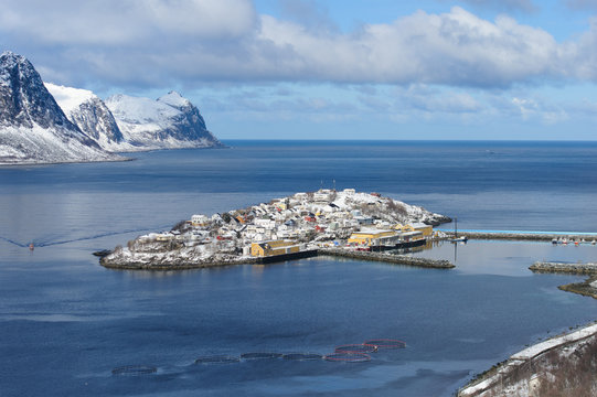 Mountain Husoy, Senja, Norway