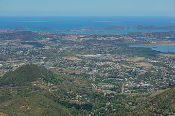 Obraz premium Aerial view of Noumea city on the southwest coast of New Caledonia island, south Pacific ocean 