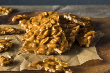 Homemade Holiday Peanut Brittle