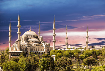 Obraz premium Blue mosque, Istanbul, at sunset Turkey