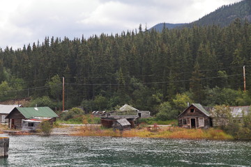 Cabins on the lake - Carcross - Yukon - Canada