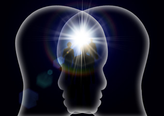 重なり合う人物のシルエットの背後に光とビジネスマンのシルエット