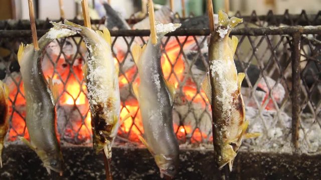 鮎の塩焼き