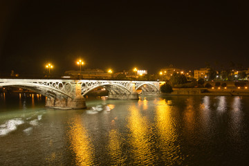 Fototapeta na wymiar The bridge of Triana in Seville