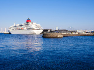 横浜　客船