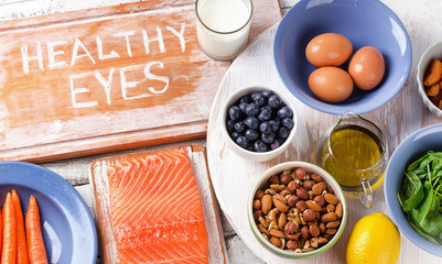 Foods  for a healthy vision. © bit24