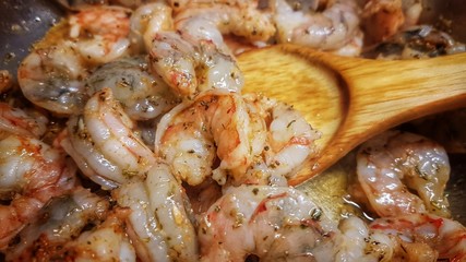 Krustentiere - Garnelen mit Knoblauch 