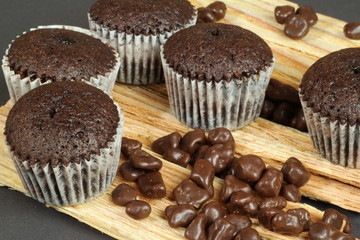 chocolate muffins