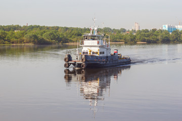 Fototapeta premium Буксировочное судно, Россия
