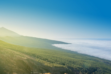 Fototapeta premium mountain landscape, clear blue sky 