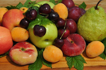 Naklejka na ściany i meble Fresh and ripe fruit