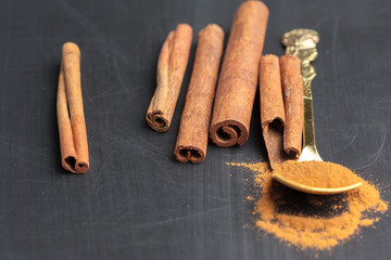 Cinnamon sticks