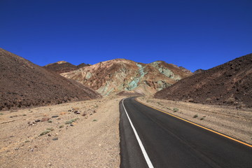 Road to nowhere - Death Valley - California