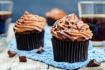 chocolate cupcakes with chocolate cream cheese frosting