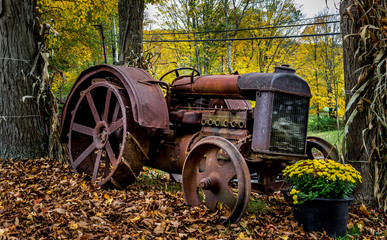 Old tractor © Thomas