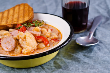 Thick vegetable soup