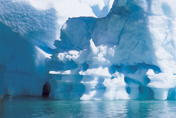 Large iceberg melting