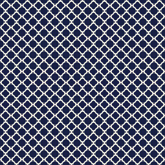 Seamless Vintage Geometric Quatrefoil Lattice Pattern