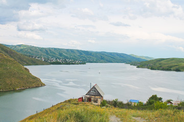 река Иртыш, г. Усть-Каменогорск, Казахстан 