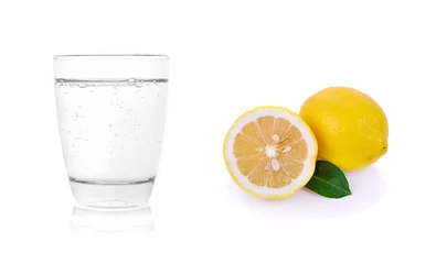 Foto op Plexiglas soda  glass and lemon  on white background © arunsri