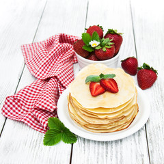 pancakes with strawberries