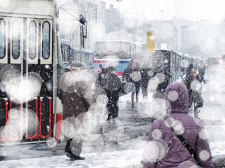 an image of people walking in rush hour
