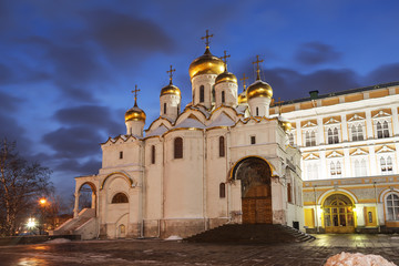 Fototapeta na wymiar Annunciation Cathedral of the Moscow Kremlin in the winter evening, Russia