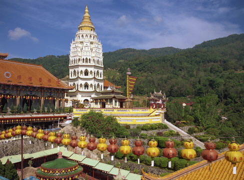 Lanterns and pagoda at the Kek Lok Si Temple in Penang, Malaysia