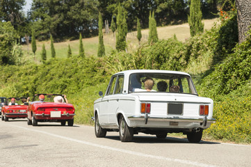Sfilata di auto d'epoca