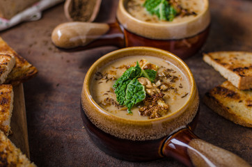 Creamy soup with roasted cauliflower and cabbage