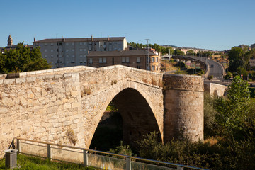Fototapeta na wymiar Stone bridge of Ponferrata