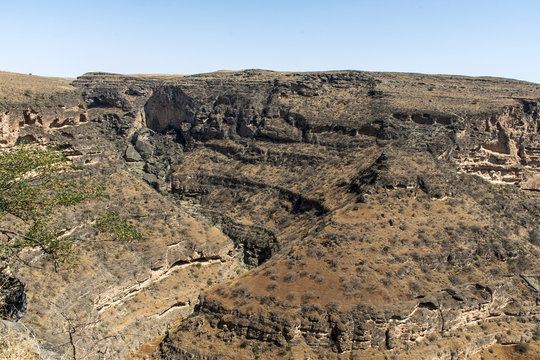 Dhofar Mountains Grand Canyon Oman Salalah Arabic Jeep Safari 3