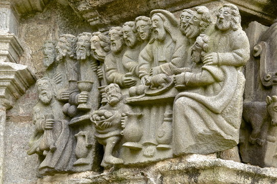 Calvary dating from between 1581 and 1588 ), detail depciting the Last Supper, Guimiliau parish enclosure, Finistere, Brittany, France