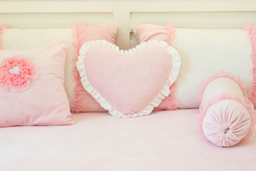 Thai Bed pink wedding