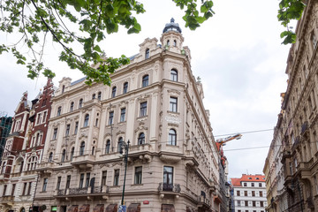 Fototapeta na wymiar PRAGUE, CZECH REPUBLIC - April 26, 2016 : Beautiful street view