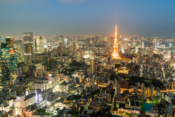 Obraz premium Tokyo city skyline with Tokyo Tower