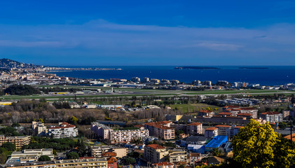 Fototapeta na wymiar Baie de Cannes vue des hauteur de Mandelieu.