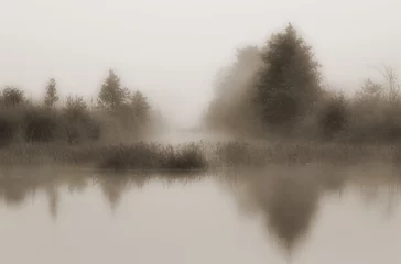 Schilderijen op glas Landscape with morning mist © sergeka