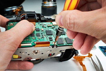 Repair broken DSLR camera service center