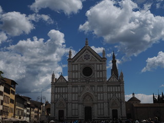 Fototapeta na wymiar Holy Cross basilica facade, florence