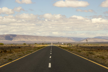 Straße durch die Karoo Wüste, Südafrika